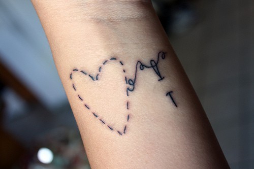 Coração-tatuagem-braco