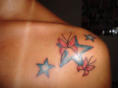 Tatuagem-Feminina-nos-Ombros