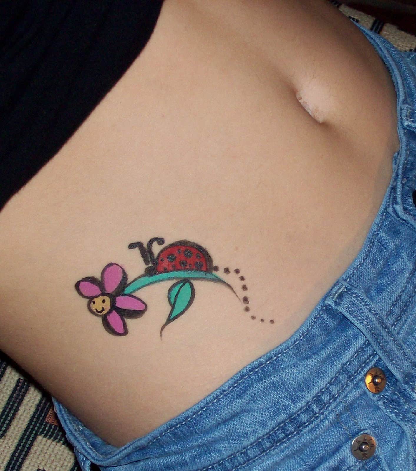 tattoo-joaninha