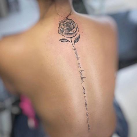 tatuagens costas animais escritas flores