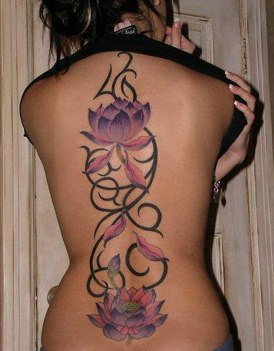 tatuagens-feminina-flores-nas-costas
