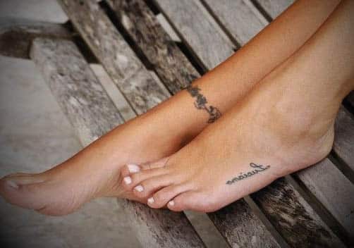 tatuagens-femininas-delicadas-no-pe
