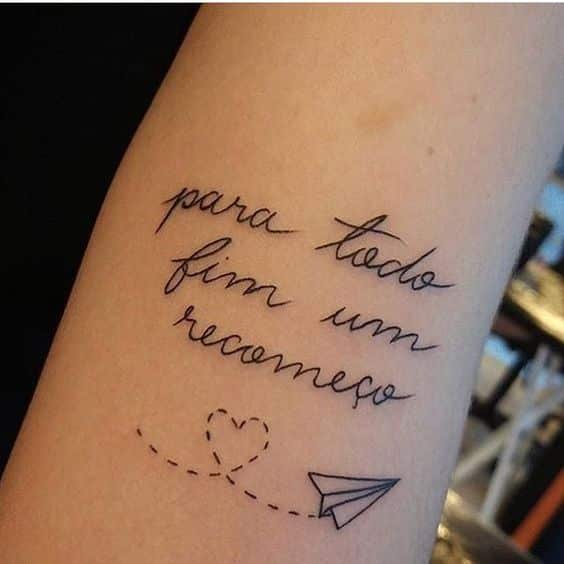 tatuagens femininas escritas 2